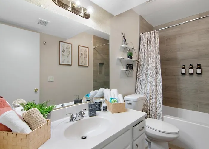 Modern 2br Getaway 15mn Phx. Intl Airport Apartment