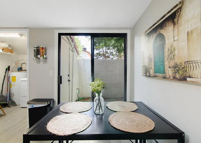 Modern 2br Getaway 15mn Phx. Intl Airport * Phoenix